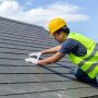 worker installing roof products 90x90